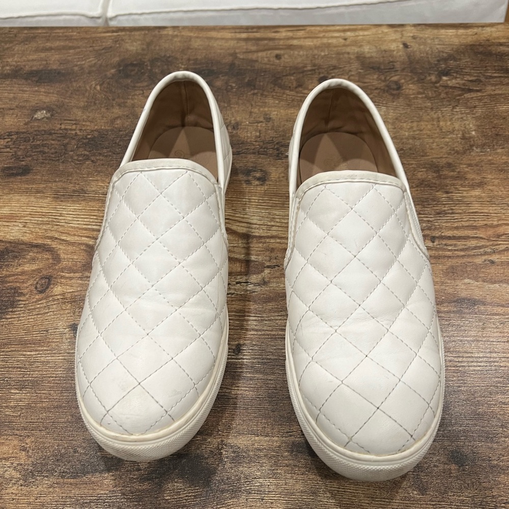 Brash- quilted slip on sneakers- size 8